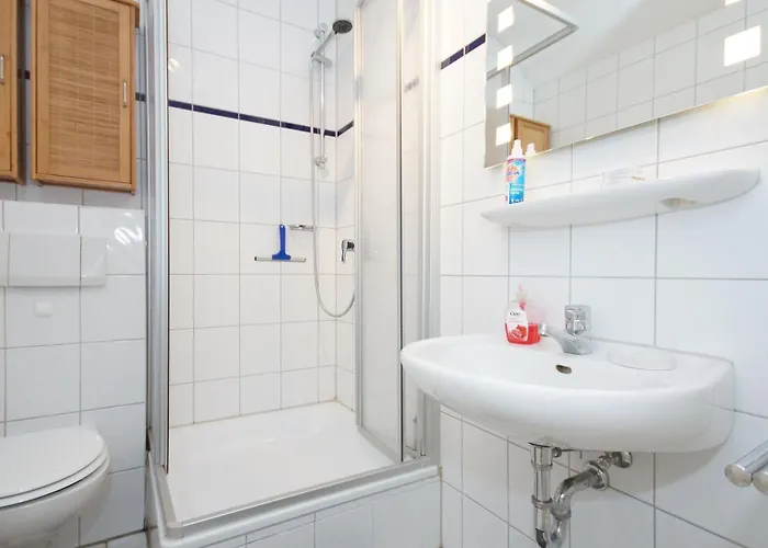 Апартаменти Ferienwohnung Kleine Auszeit Sellin (Rugen)